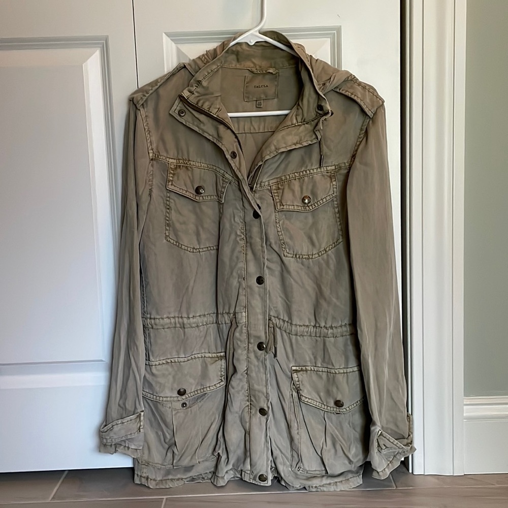Aritzia Tulula Jacket